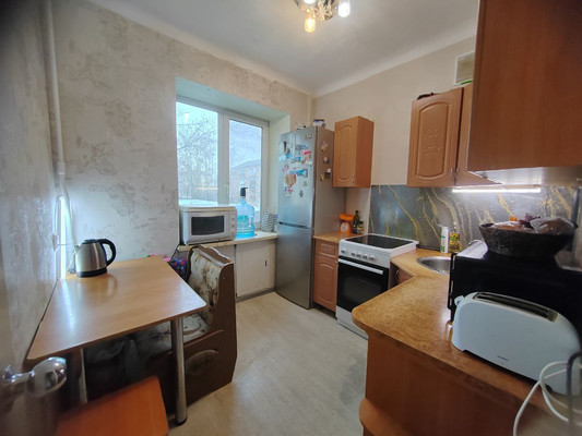 Продам трехкомнатную (3-комн.) квартиру, Ленинградский пр-кт, 75, Нижний Тагил г