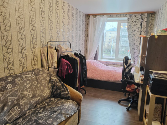 Продам трехкомнатную (3-комн.) квартиру, Ленинградский пр-кт, 75, Нижний Тагил г