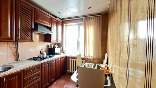 Продам двухкомнатную (2-комн.) квартиру, Ашурова ул, 4, Нальчик г