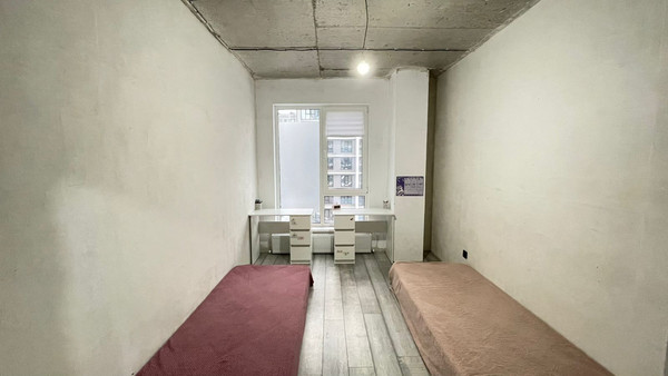 Продам трехкомнатную (3-комн.) квартиру, Тлостанова ул, 32кГ4, Нальчик г