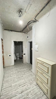 Продам трехкомнатную (3-комн.) квартиру, Тлостанова ул, 32кГ4, Нальчик г