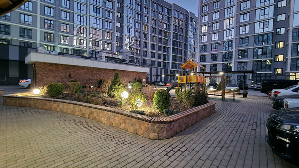 Продам трехкомнатную (3-комн.) квартиру, Тлостанова ул, 32кГ4, Нальчик г