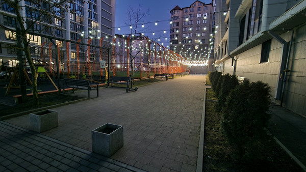 Продам трехкомнатную (3-комн.) квартиру, Тлостанова ул, 32кГ4, Нальчик г