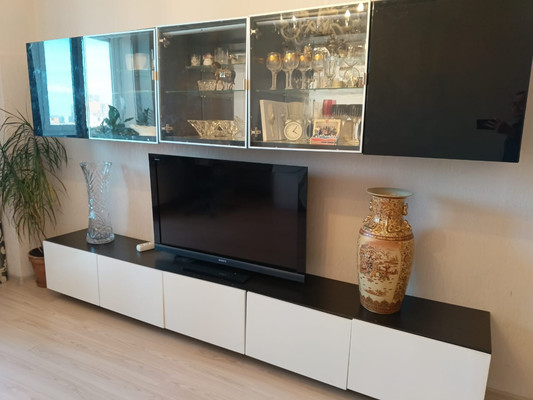 Продам трехкомнатную (3-комн.) квартиру, Шуваловский пр-кт, 41к1, Санкт-Петербург г