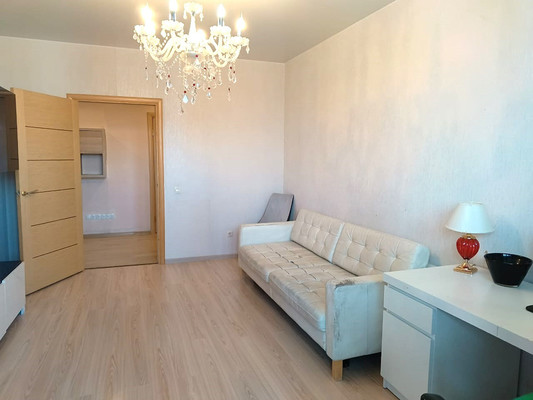 Продам трехкомнатную (3-комн.) квартиру, Шуваловский пр-кт, 41к1, Санкт-Петербург г