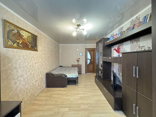 Продам двухкомнатную (2-комн.) квартиру, Молодой Гвардии ул, 58к1, Брянск г