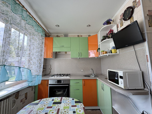 Продам двухкомнатную (2-комн.) квартиру, Молодой Гвардии ул, 58к1, Брянск г