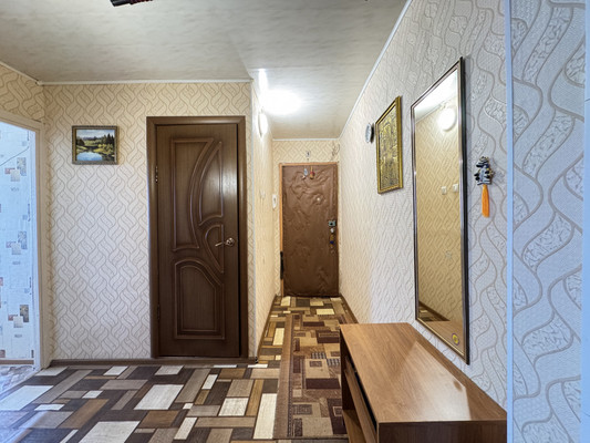 Продам двухкомнатную (2-комн.) квартиру, Молодой Гвардии ул, 58к1, Брянск г