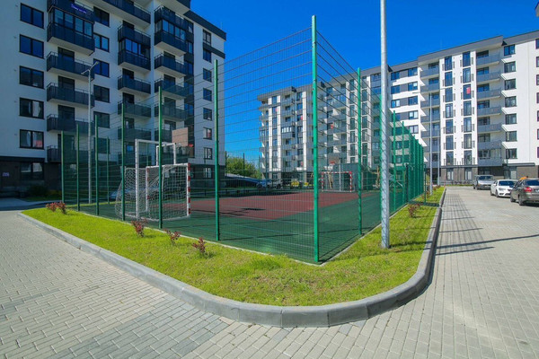 Продам двухкомнатную (2-комн.) квартиру, Большая Окружная 3-я ул, 243, Калининград г