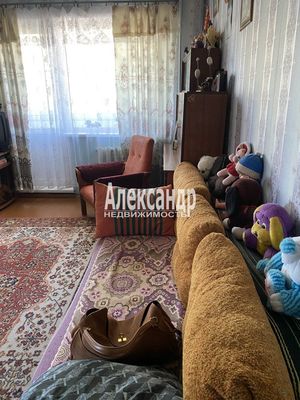 Продам трехкомнатную (3-комн.) квартиру, Калинина ул, 29, Приозерск г