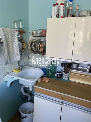 Продам трехкомнатную (3-комн.) квартиру, Калинина ул, 29, Приозерск г