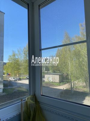 Продам трехкомнатную (3-комн.) квартиру, Калинина ул, 29, Приозерск г