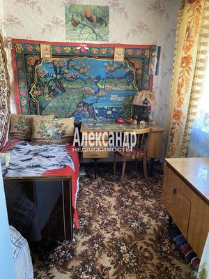 Продам трехкомнатную (3-комн.) квартиру, Калинина ул, 29, Приозерск г
