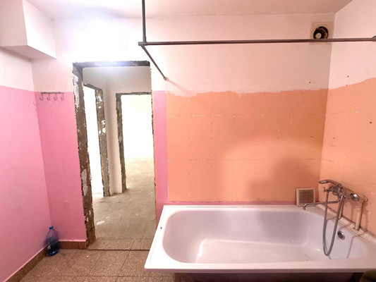 Продам однокомнатную (1-комн.) квартиру, Карамзина ул, 12, Красноярск г