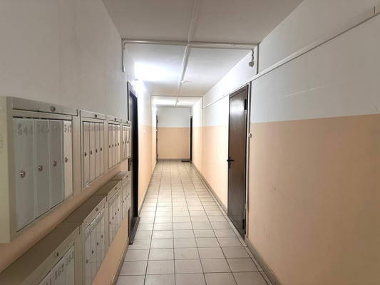 Продам однокомнатную (1-комн.) квартиру, Карамзина ул, 12, Красноярск г