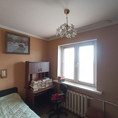 Продам однокомнатную (1-комн.) квартиру, Димитрова ул, 9, Майкоп г