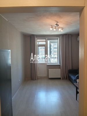 Продам однокомнатную (1-комн.) квартиру, Графская ул, 11, Мурино п