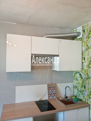 Продам однокомнатную (1-комн.) квартиру, Графская ул, 11, Мурино п