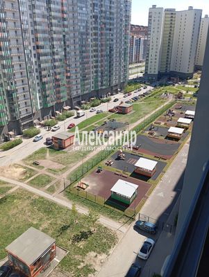 Продам однокомнатную (1-комн.) квартиру, Графская ул, 11, Мурино п