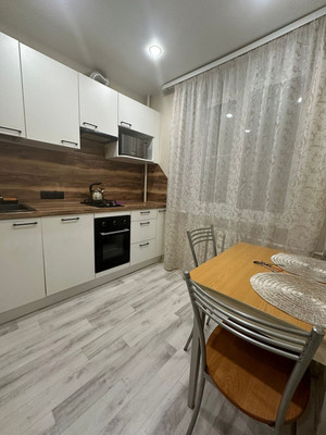 Сдам двухкомнатную (2-комн.) квартиру, Южная ул, 19, Понтонный п