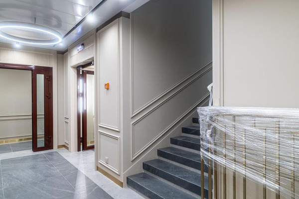 Продам трехкомнатную (3-комн.) квартиру, 12-я В.О. линия, 41к2, Санкт-Петербург г