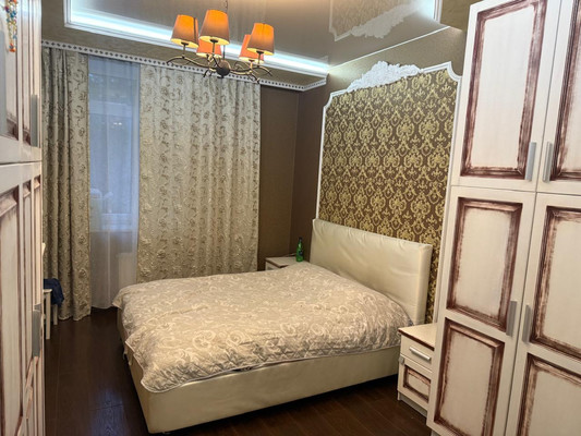Продам двухкомнатную (2-комн.) квартиру, Липовый парк ул, 11, Коммунарка п