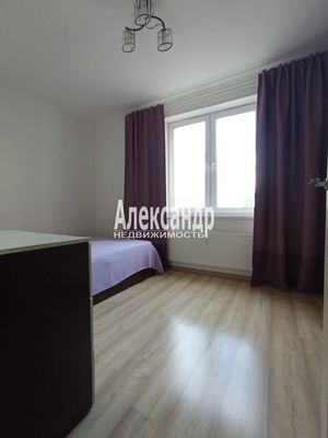 Продам двухкомнатную (2-комн.) квартиру, Воронцовский б-р, 14к4, Мурино п