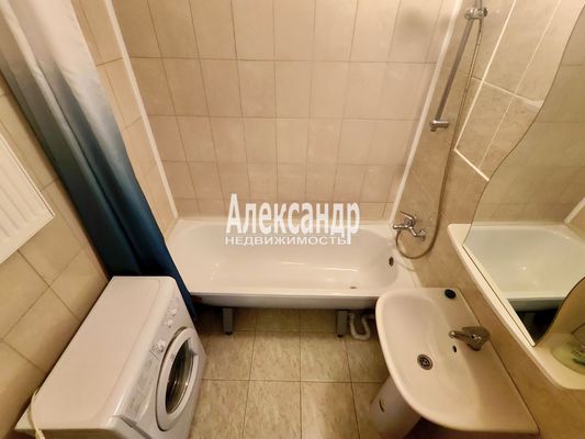 Продам однокомнатную (1-комн.) квартиру, Коллонтай ул, 5/1, Санкт-Петербург г