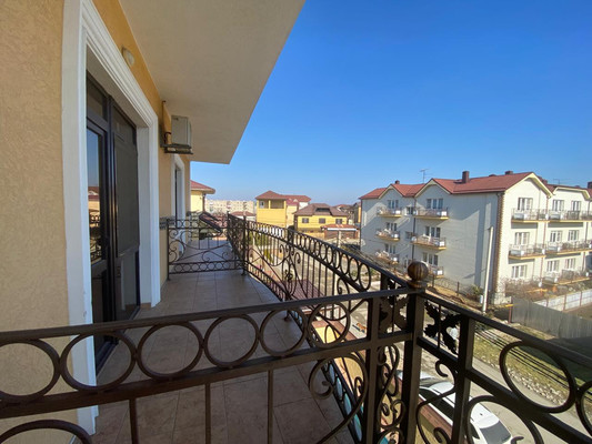 Продам однокомнатную (1-комн.) квартиру, Лазурная ул, 14, Витязево с