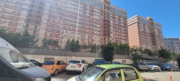 Продам двухкомнатную (2-комн.) квартиру, Западный Обход ул, 39/2, Краснодар г