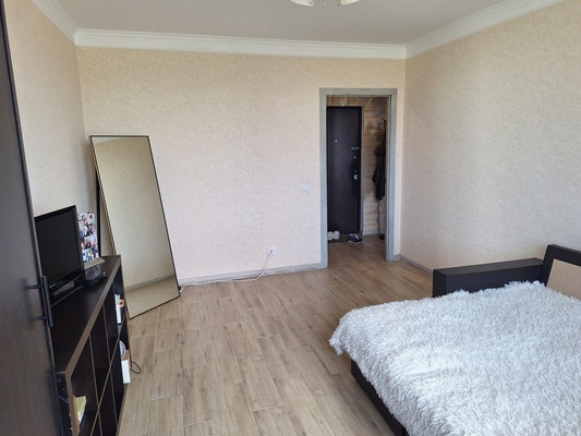 Продам однокомнатную (1-комн.) квартиру, Воронцовский б-р, 19к1, Мурино п