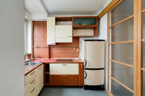 Продам двухкомнатную (2-комн.) квартиру, Флотская ул, 13к3, Москва г