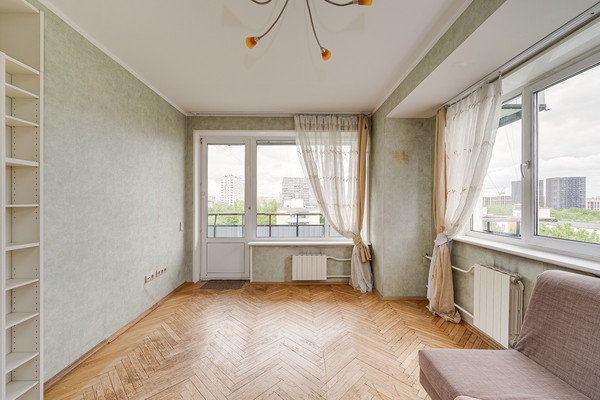 Продам двухкомнатную (2-комн.) квартиру, Флотская ул, 13к3, Москва г