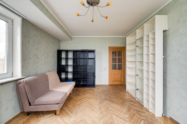 Продам двухкомнатную (2-комн.) квартиру, Флотская ул, 13к3, Москва г