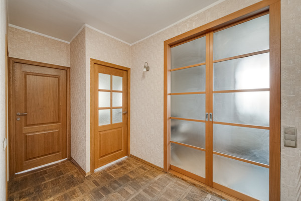 Продам двухкомнатную (2-комн.) квартиру, Флотская ул, 13к3, Москва г