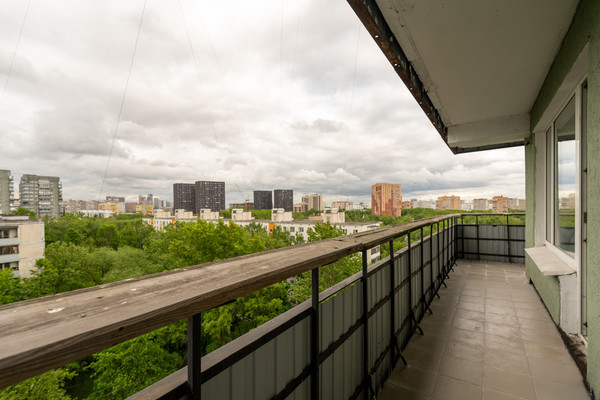Продам двухкомнатную (2-комн.) квартиру, Флотская ул, 13к3, Москва г