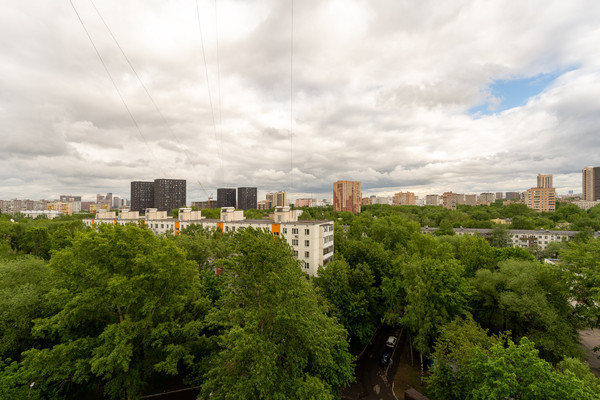 Продам двухкомнатную (2-комн.) квартиру, Флотская ул, 13к3, Москва г