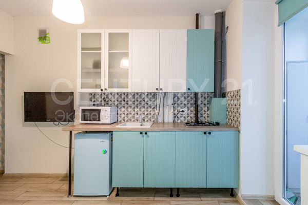 Продам двухкомнатную (2-комн.) квартиру, У.Громовой ул, 131 , Калининград г