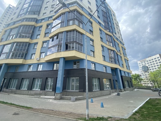 Сдам торговое помещение 101,6 м2, Репина ул, 52, Екатеринбург г