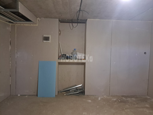 Продам склад 34,5 м2, Закруткина ул, 47, Горячий Ключ г