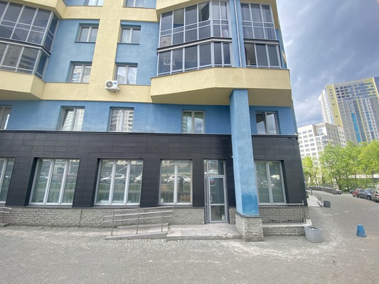 Сдам торговое помещение 84 м2, Репина ул, 52, Екатеринбург г