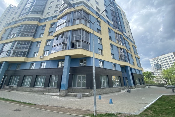 Сдам торговое помещение 84 м2, Репина ул, 52, Екатеринбург г