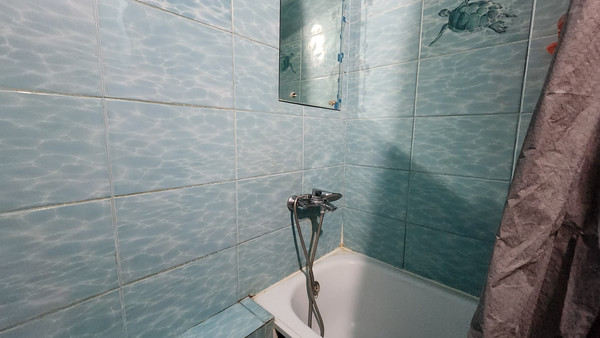 Продам комнату в 4-комн. квартире, Ленина ул, 4, Шабровский п