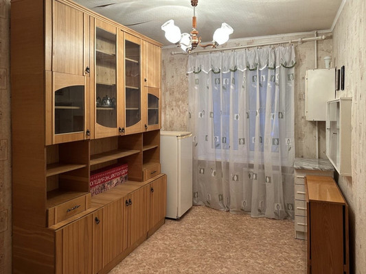 Продам трехкомнатную (3-комн.) квартиру, Садовая ул, 9, Ледово п