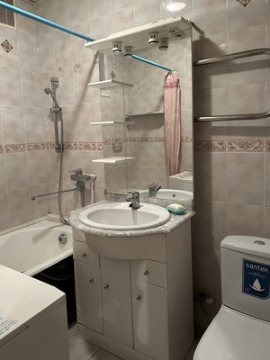 Продам трехкомнатную (3-комн.) квартиру, Садовая ул, 9, Ледово п