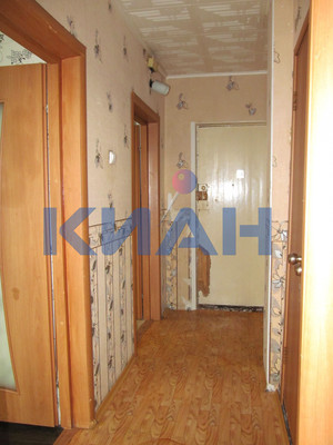 Продам двухкомнатную (2-комн.) квартиру, Джамбульская ул, 19кВ, Красноярск г
