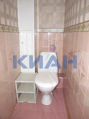 Продам двухкомнатную (2-комн.) квартиру, Джамбульская ул, 19кВ, Красноярск г