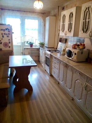 Продам трехкомнатную (3-комн.) квартиру, Калужского Ополчения ул, 5, Калуга г