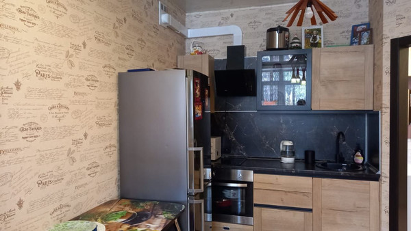 Продам двухкомнатную (2-комн.) квартиру, Березовый мкр, 97, Иркутск г