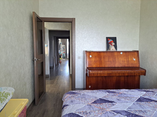 Продам двухкомнатную (2-комн.) квартиру, Южная ул, 27, Новороссийск г